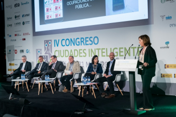 Margarita-Valle-Ayuntamiento-Sevilla-4-Ponencia-4-Congreso-Ciudades-Inteligentes-2018