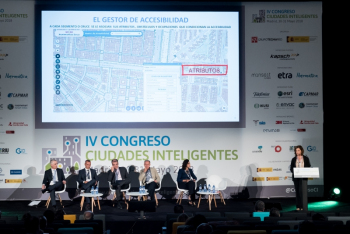 Margarita-Valle-Ayuntamiento-Sevilla-5-Ponencia-4-Congreso-Ciudades-Inteligentes-2018