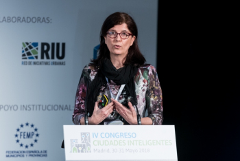 MariaLuisa-Martinez-Hexagon-2-Ponencia-4-Congreso-Ciudades-Inteligentes-2018