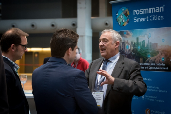 Stands-2-Comida-Networking-4-Congreso-Ciudades-Inteligentes-2018